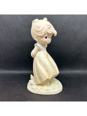 Precious Moments "Autumn's Praise" figurine